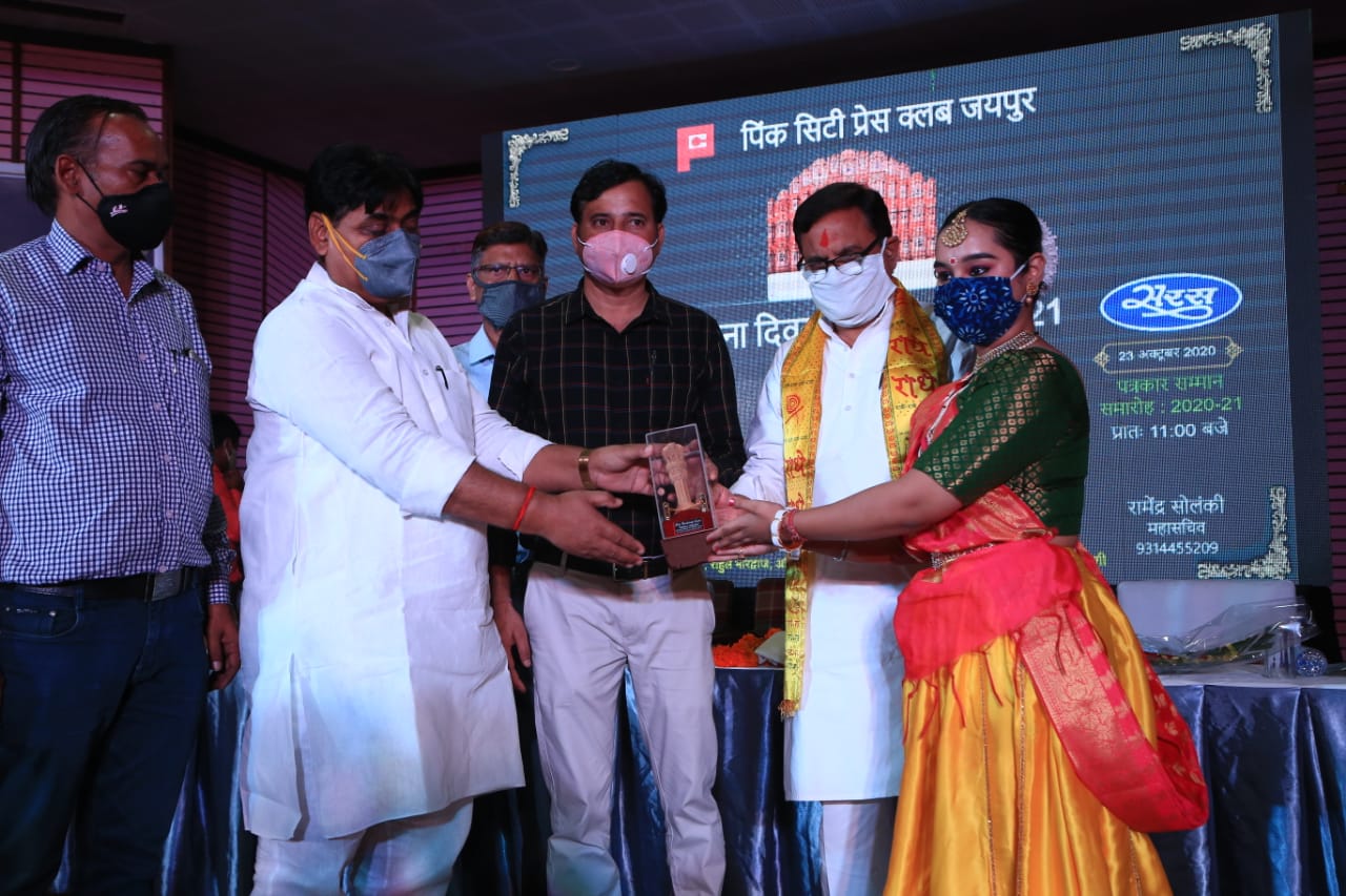 58a8c80f f2dc 4332 9d1f ddf104fa4bf2